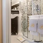 Prestigegoldresidence 2 - Old Town * 吉马良斯