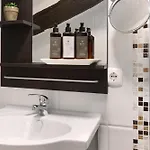 Prestigegoldresidence 2 - Old Town