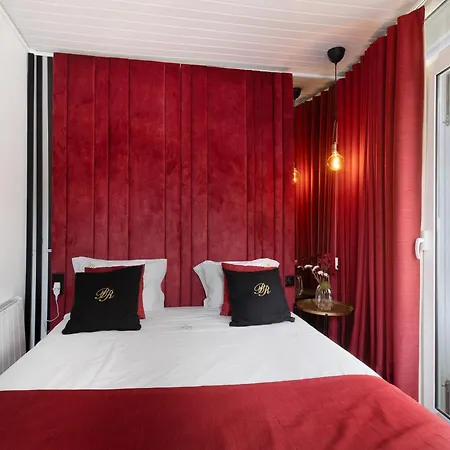 Prestigegoldresidence 2 - Old Town Apartment *